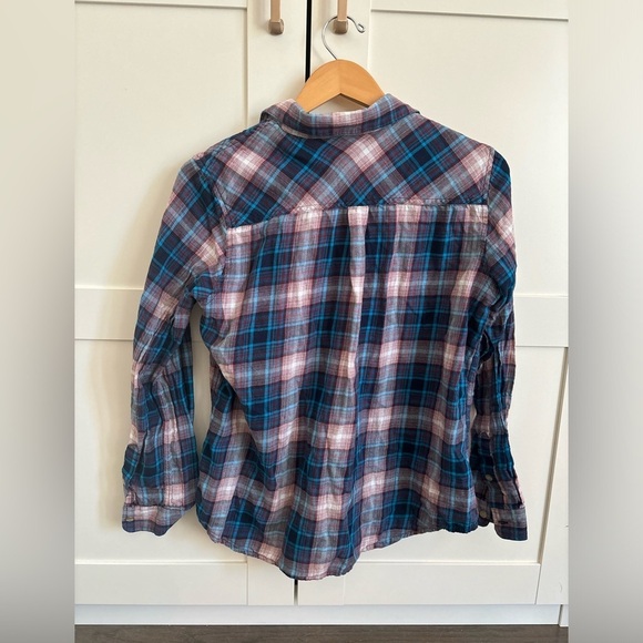 Ariat button up plaid shirt size medium casual outdoor Cabincore - Picture 3 of 7